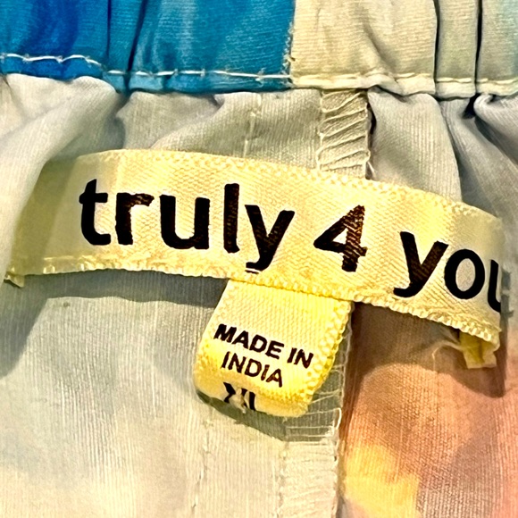 Truly 4 You Beach Print Skirt - Picture 5 of 5